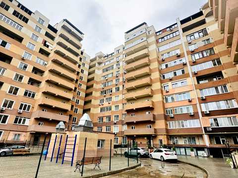 квартира за адресою Зоопаркова вул., 8в