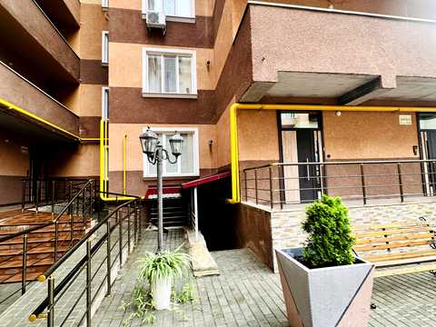 квартира за адресою Зоопаркова вул., 8в