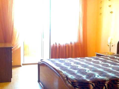 квартира за адресою Тополина вул., 18