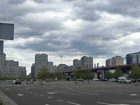 квартира за адресою Олександра Олеся вул., 9-А