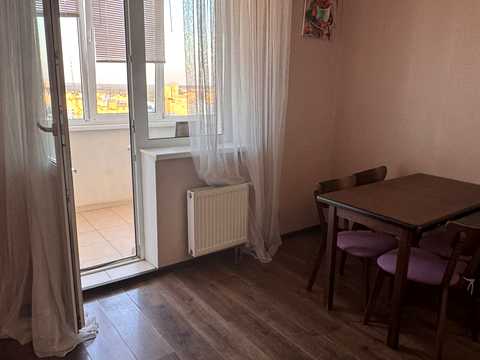 квартира за адресою Олександра Мишуги вул., 12