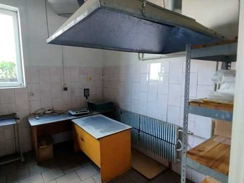 комерційна за адресою Харків, Іванівська вул., 1