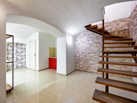 комерційна за адресою Львів, Гетьмана Петра Дорошенка вул. (Жовтнева), 28