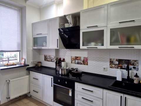 квартира за адресою Одеса, Перлинна вул., 3