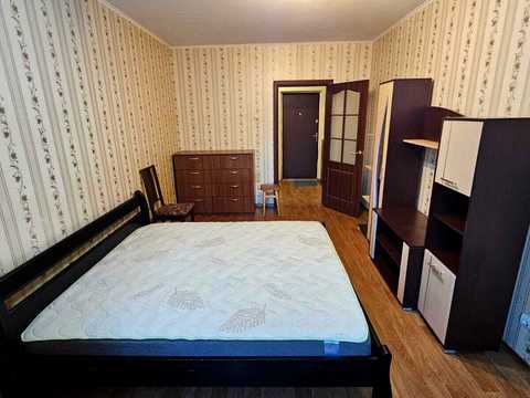 квартира за адресою Софії Русової вул., 3