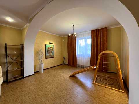 будинок за адресою Київська вул.