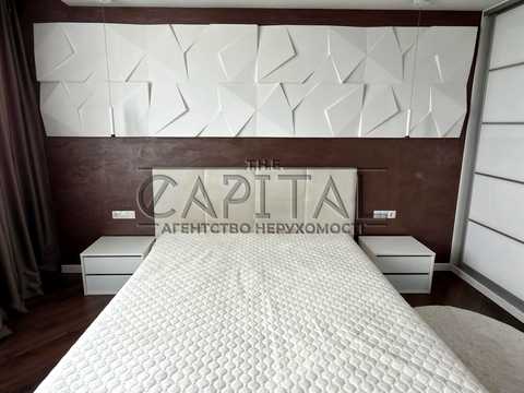 квартира по адресу Ревуцкого ул., 7-В