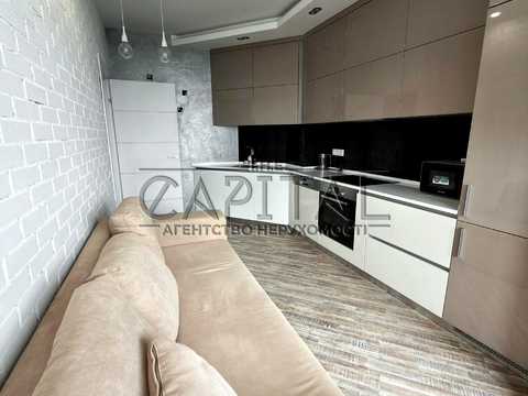 квартира по адресу Ревуцкого ул., 7-В