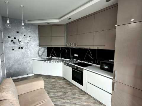 квартира по адресу Ревуцкого ул., 7-В