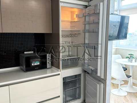 квартира по адресу Ревуцкого ул., 7-В