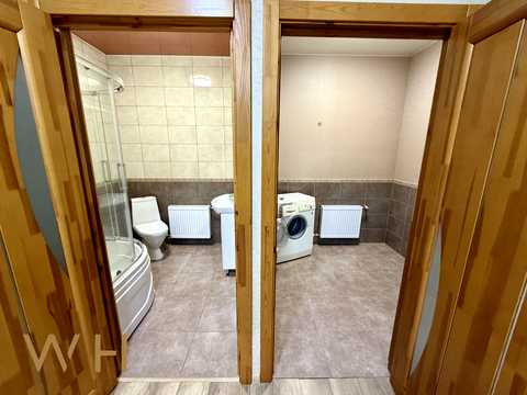 будинок за адресою с. Любимівка, Київська, 5а