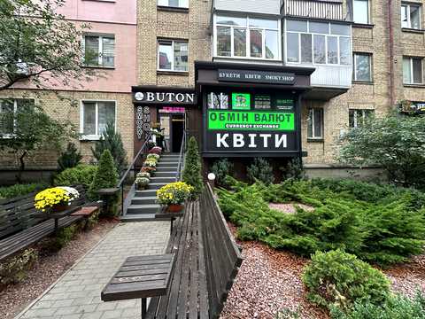 комерційна за адресою Юлії Здановської вул. (Ломоносова), 77