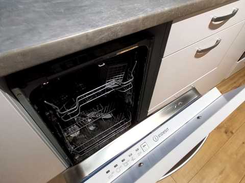 квартира по адресу Ревуцкого ул., 34