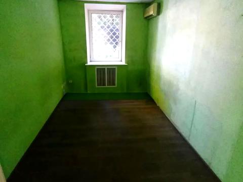 комерційна за адресою Уманська вул., 35