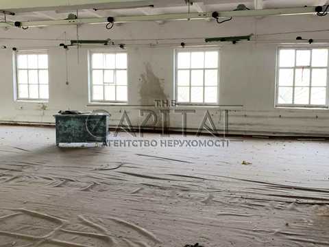 комерційна за адресою Чкалова вул., 5