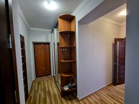 квартира по адресу Героїв Майдану ул., 2