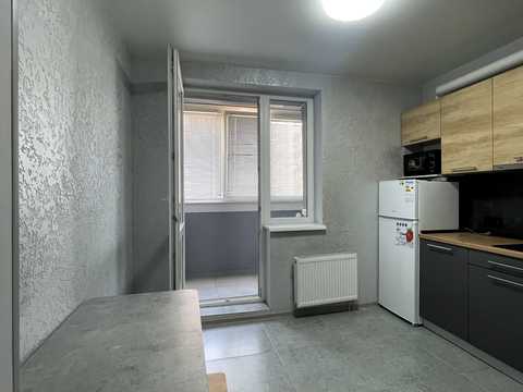 квартира за адресою Козакевича вул., 25