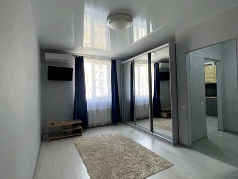 квартира за адресою Козакевича вул., 25