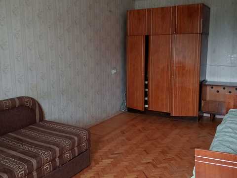 квартира за адресою Космонавтів просп., 14