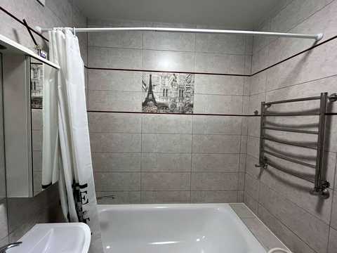 квартира по адресу Степана Бандери ул., 40/2Б
