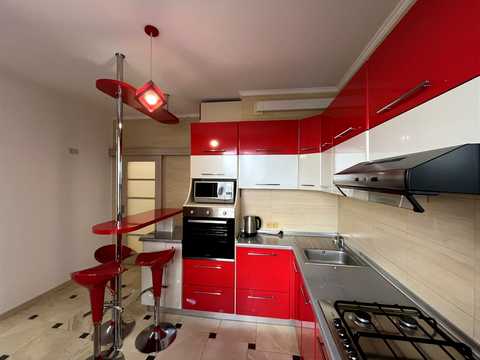 квартира за адресою Будівельників вул., 4