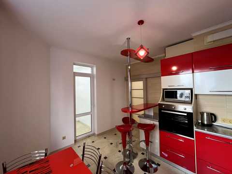 квартира за адресою Будівельників вул., 4