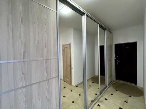 квартира за адресою Будівельників вул., 4