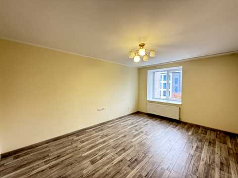 квартира за адресою Крушельницької вул., 35