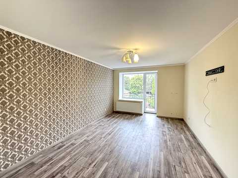 квартира за адресою Крушельницької вул., 35