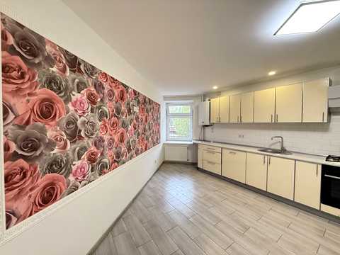 квартира за адресою Крушельницької вул., 35