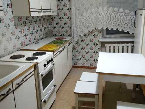 квартира за адресою Небесної Сотні просп. (Маршала Жукова), 14/1