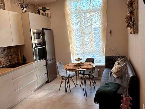 квартира за адресою Жилянська вул., 68