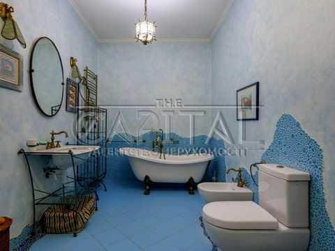 будинок за адресою Боброва, 2