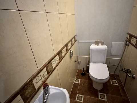 квартира за адресою Тролейбусна вул., 16