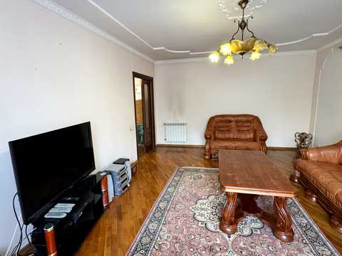 квартира за адресою Тролейбусна вул., 16