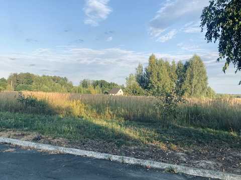 ділянка за адресою Молодіжна вул., 25а