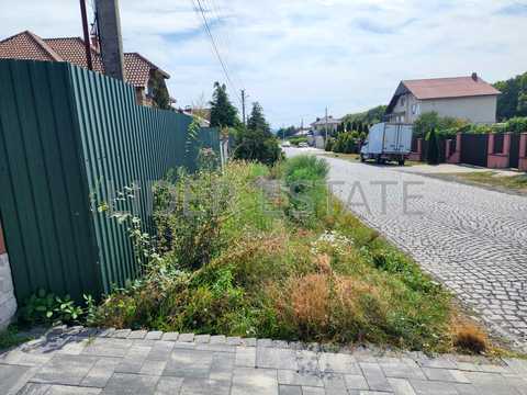 участок по адресу Джерельна вул