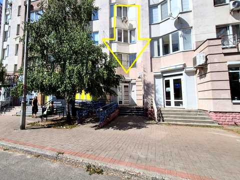 комерційна за адресою Драгоманова вул., 1-А