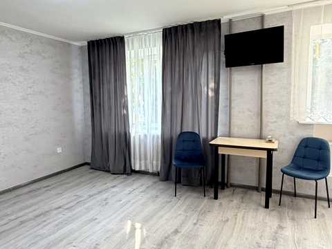 квартира за адресою Миру вул., 4