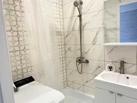 квартира за адресою Миру вул., 4