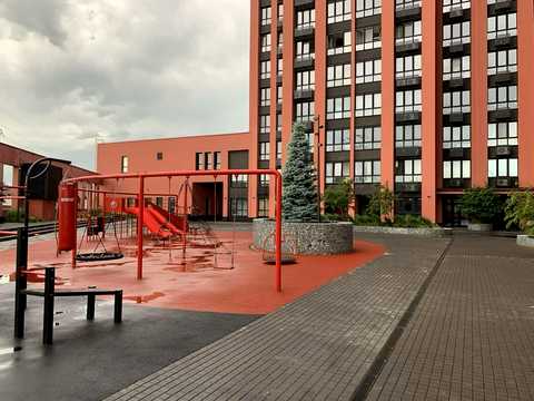 квартира за адресою Набережно-Рибальська вул., 27