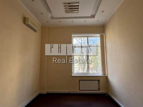 комерційна за адресою Олександра Кониського вул., 28А-30А