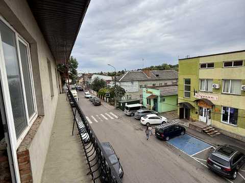 комерційна за адресою гайдамацька, 5