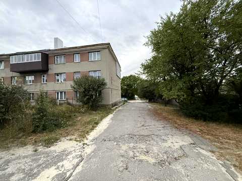 комерційна за адресою с. Ясенівці, Садова, 1