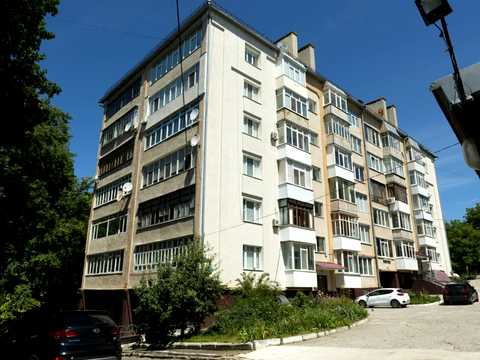 квартира за адресою Олега Ольжича вул. (Разіна), 16