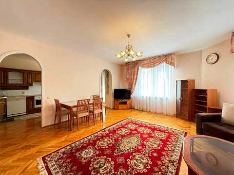 квартира по адресу Александра Конисского ул., 52-58