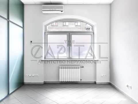 коммерческая по адресу Туровская ул., 18/20