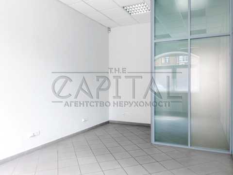 коммерческая по адресу Туровская ул., 18/20