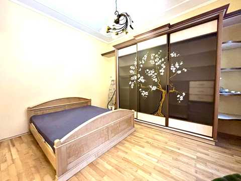квартира за адресою Івана Левинського вул., 4