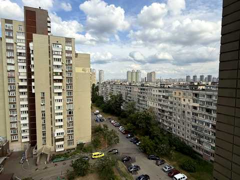 квартира за адресою Павла Тичини просп., 8